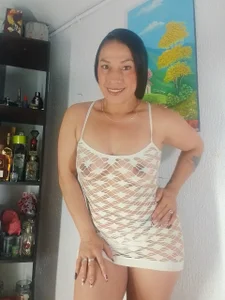 valenprice_xxx always flirtatious Pic 5