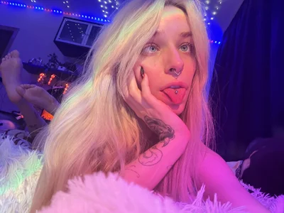 elilybby Public Pic 4