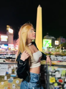 EllieObeirne Public Pic 3