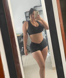 Me 🥰😈 de connie_spec  7 photos