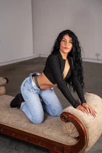 ailyn-moretti Public Kuva 6