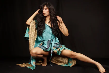 Issa_cooper Public Hình 7