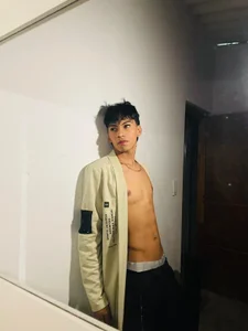 Zdjęcia sebas_twink7 Public: 