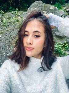 LudovicaSweet no title just me🌸 Pic 2