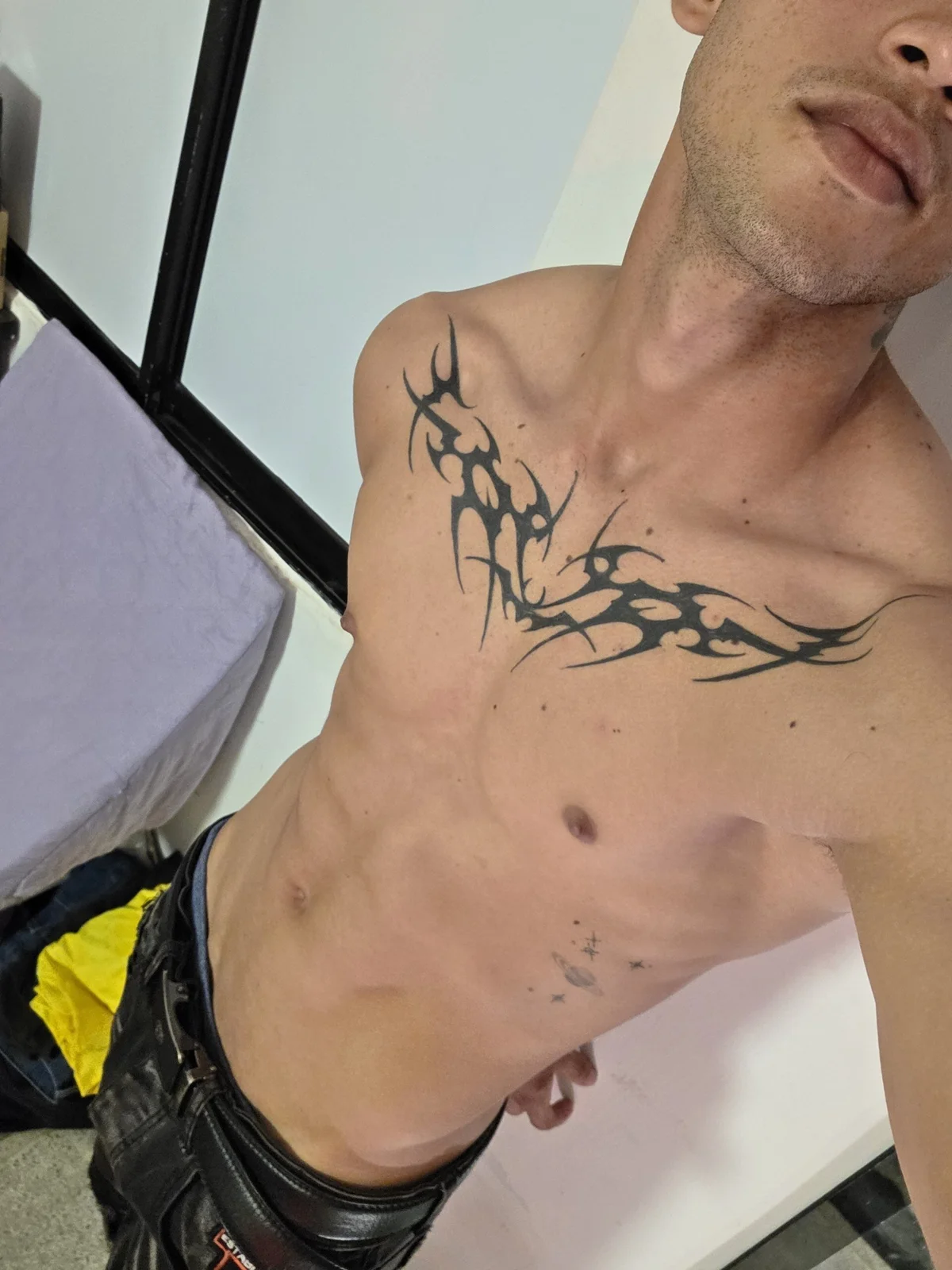 JaredTorres_ immagine di tendenza 1080