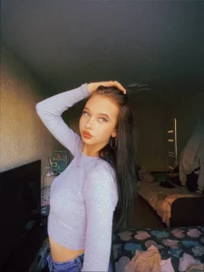 MauraMuresan Public Pic 3