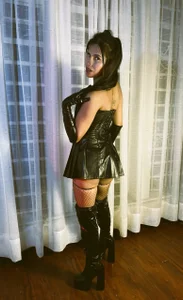 Annitarogers_ 🖤 🕸️ 🦇 🕷️ Foto 2