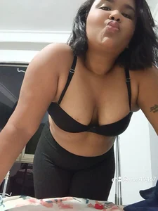 Valentinarosexx1 Public Pic