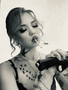 Jess_Lui gangster woman💥 slika 3