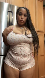 lovelymyah Public Pic 8