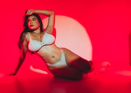 LaiaGomez Soft & Teasing 🤍 Foto 6