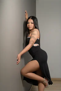 LiilithNova kullanıcısının Young and sensual Latina albümü -  3 fotoğraf