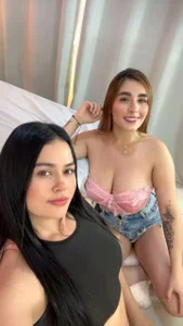 kim and mia de Kim_and_Mia Foto 2