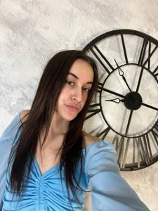 MarcelinaMei Times is up ⌛😥 Foto 4