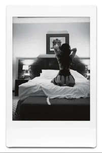 Hotel room seduction.. de Olivia_Faye Foto 2