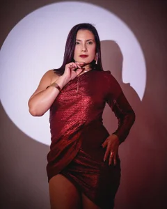 ada_mclaine A gift with love зображення 5