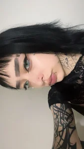 DakariaHills_ COME HERE Pic