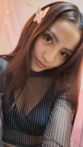 Celeste222_ A little taste… want more? 👀 Foto 2