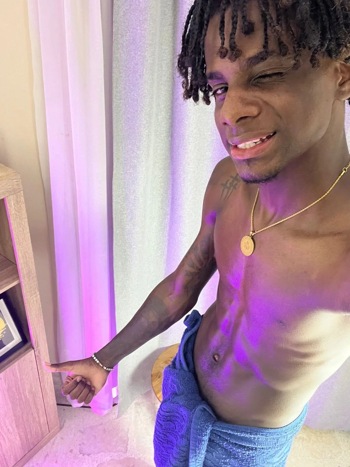 malik_dominus 님의 트렌드 중인 사진  5473개