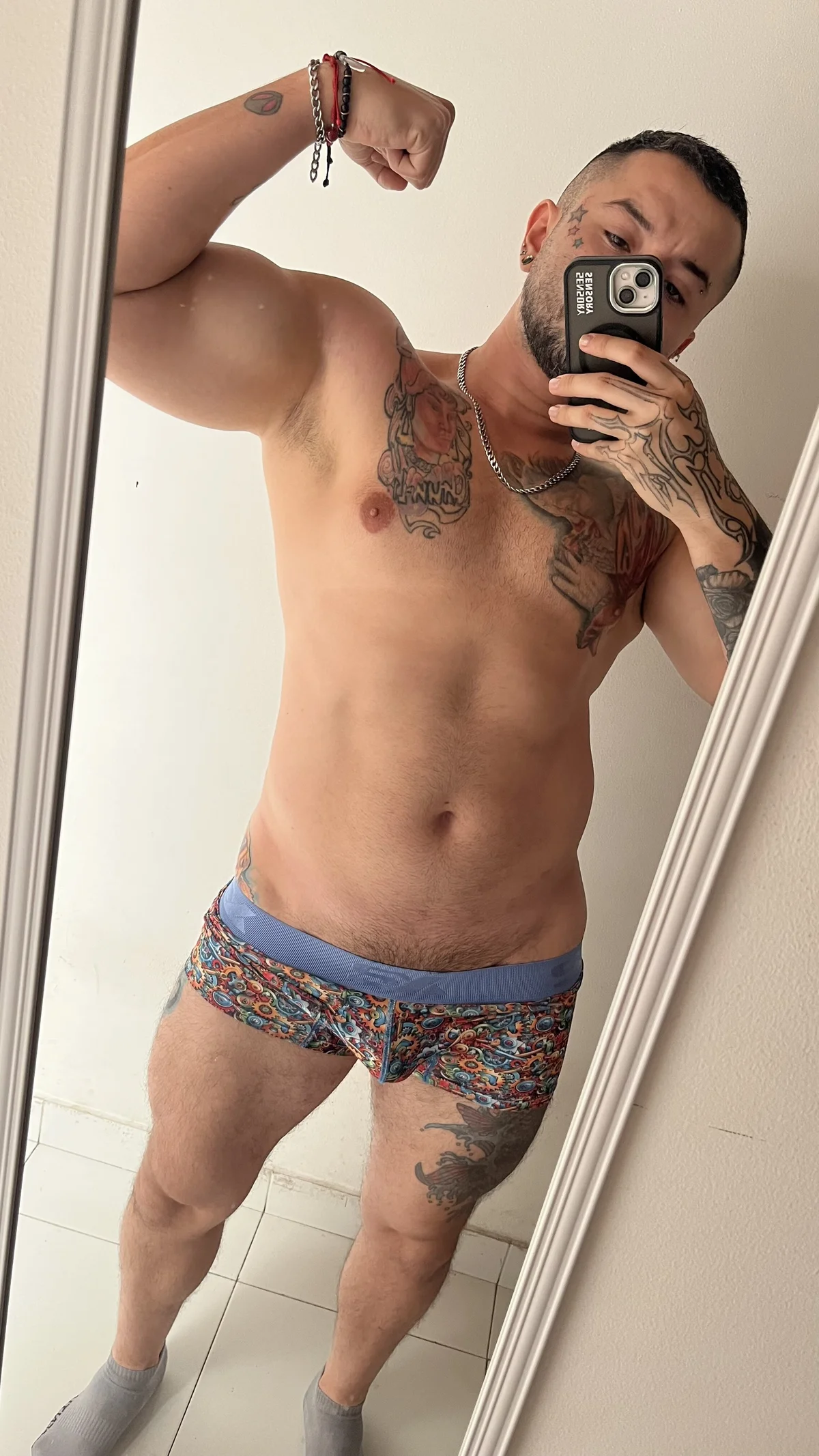 Foto  8975 de Alex_maraj – em alta