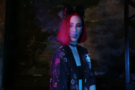 LanaLunar_ Public Pic 5