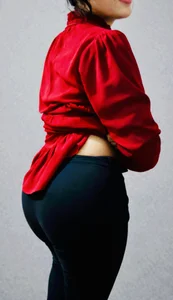 SexyQueen- Public Pic