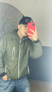 alex_and_christhoper ALEX Pic 2