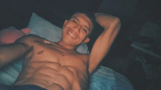 Noah_Brookss pool day Bilde 2