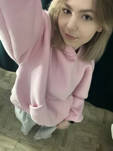 DottyTaliaferro Hello! I am Kate! Pic 3