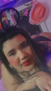 NaomiAsha Curves to fill you with pleasure Foto 4