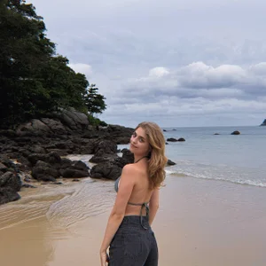 Kira_Mo0n Public Pic 7