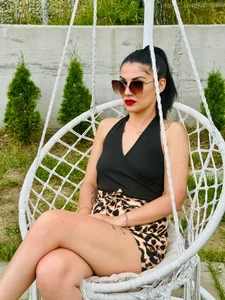 Olivia__Hart Public Pic 5