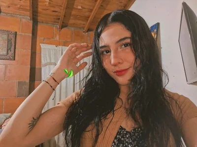 MiaTurner8 Public Fotka 5