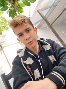 Juaan_Diick having coffee in the morning and sunbathing Pic