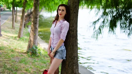 FirstTimePam Bridge over Lake 사진 2