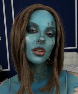 SabrinaRayX My creative expressions) you can see it on my broadcasts and even make a cosplay based on your sketc Pic 4