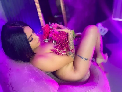 🌺THE BEAUTY OF A FLOWER 😏 od nikky_latin  4 snímek