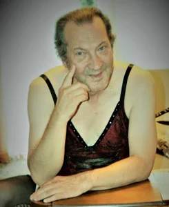 FÜHLE MICH WOHL WENN ICH SCHÖN GEDRESST BIN de HMStraps01 Foto 2