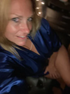 bigtitslivetofuck Public Pic 3