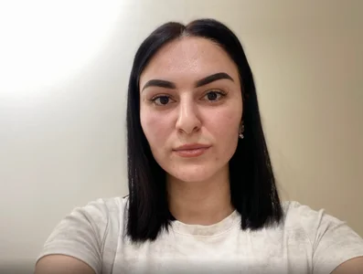 SofiHaggling Public Pic