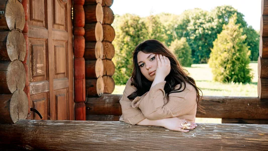 LillianKim Riddle Under the Sky Pic 3