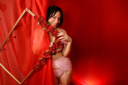 cailynhot Sensual Valentine's Day 💕 Pic 7