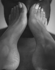 Isabella2603 Foot Lover 2 টি ছবি