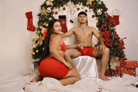 a warm christmas😏🎄 od SamaelAndLilitt  3 snímek