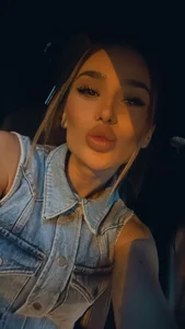 KaseyQuinn_ Public slika 5