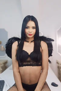 celeste_harrison_'s photo
