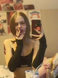 try to be grange queen🖤💦 od MoonF0xy  4 snímek