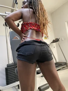 KhateShar we go to the gym together  9. fénykép