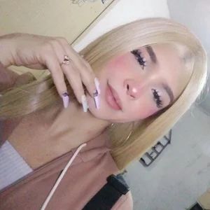 Juliette_Doll_ Public Pic 2
