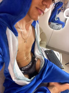 AdrianStark_ Public Pic 2